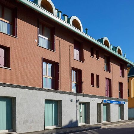 Charming & Modern In The City Bergamo Bagian luar foto