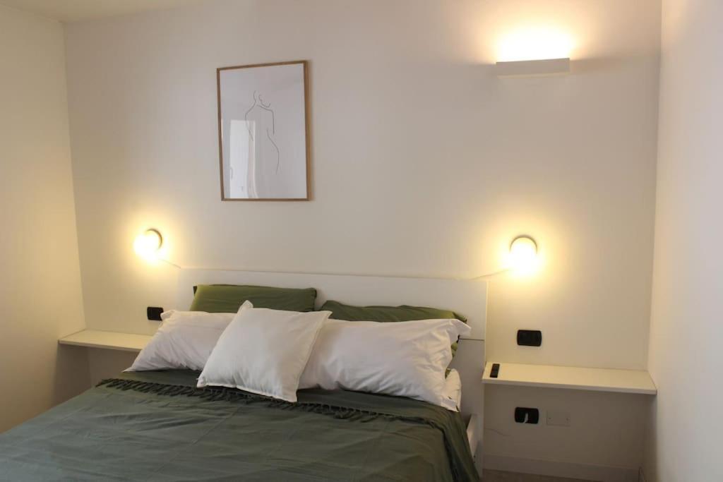 Charming & Modern In The City Bergamo Bagian luar foto